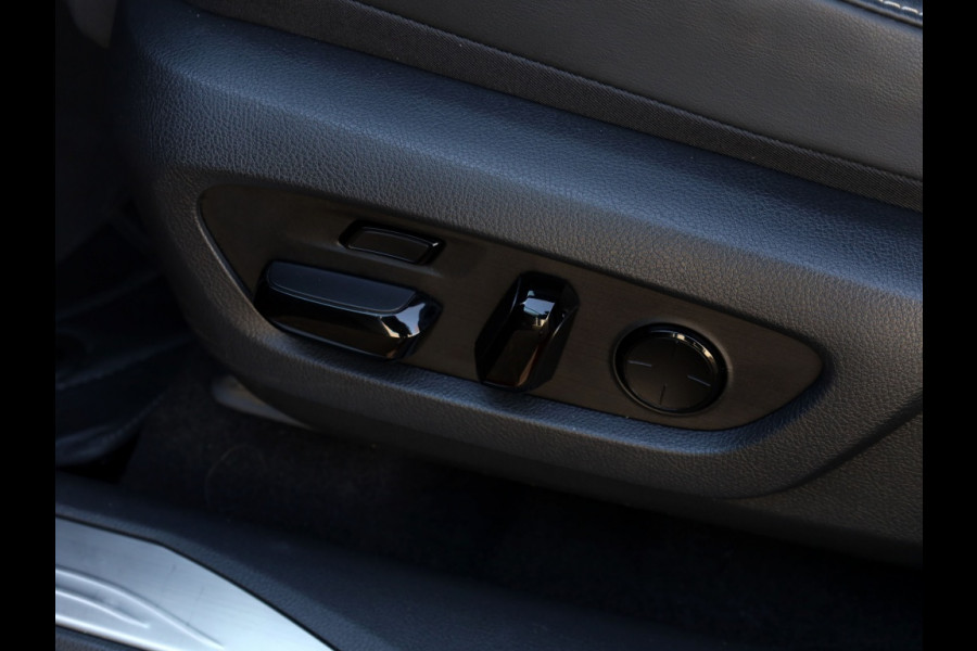 Lexus RX 350h President Line | Mark Levinson | Panoramadak | Park-Assist