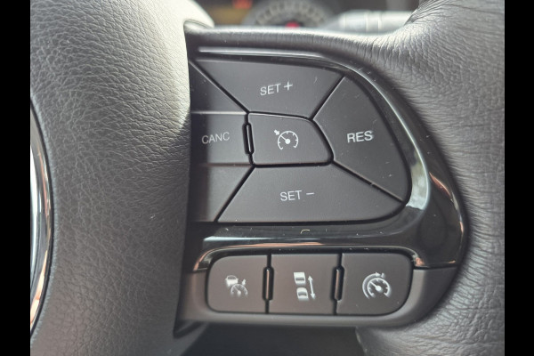 Jeep Renegade 1.4 MultiAir Night Eagle II | 1E EIGENAAR | 12MND GARANTIE | NAVI | LMV | NIEUWE APK |