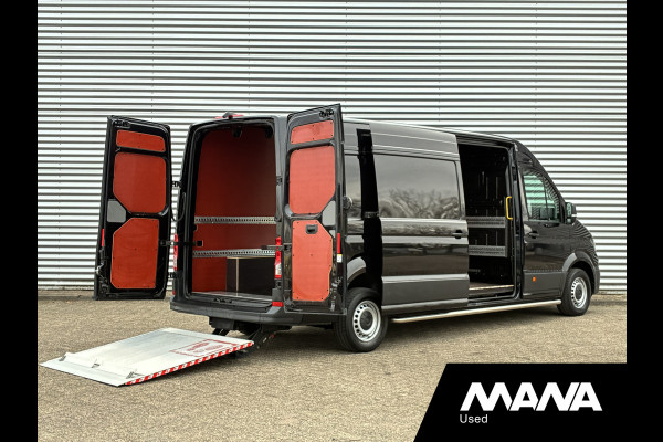 Volkswagen Crafter 35 2.0 TDI L4H3 Highline Laadklep Automaat Camera Airco Cruise Vooruitverwarming Carplay