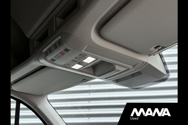 Volkswagen Crafter 35 2.0 TDI L4H3 Highline Laadklep Automaat Camera Airco Cruise Vooruitverwarming Carplay