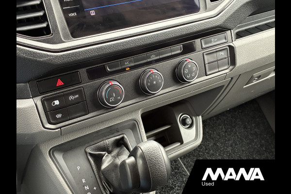 Volkswagen Crafter 35 2.0 TDI L4H3 Highline Laadklep Automaat Camera Airco Cruise Vooruitverwarming Carplay
