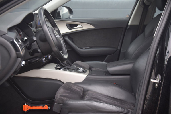 Audi A6 Allroad quattro 3.0 TDI Premium Edition / Panoramadak / Camera / Trekhaak