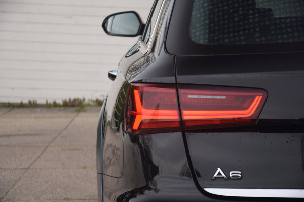 Audi A6 Allroad quattro 3.0 TDI Premium Edition / Panoramadak / Camera / Trekhaak
