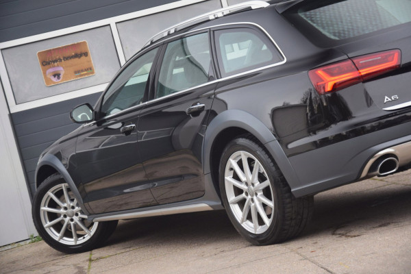 Audi A6 Allroad quattro 3.0 TDI Premium Edition / Panoramadak / Camera / Trekhaak
