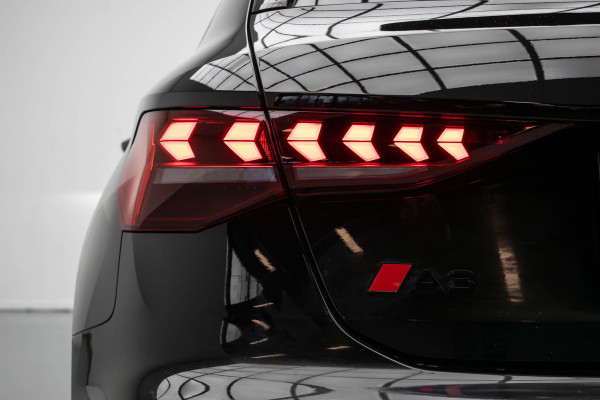 Audi A3 Sportback 35 TFSI S edition |3xS-line|Pano|Carbon|HUD|Sonos|Memory|RS Stoelen
