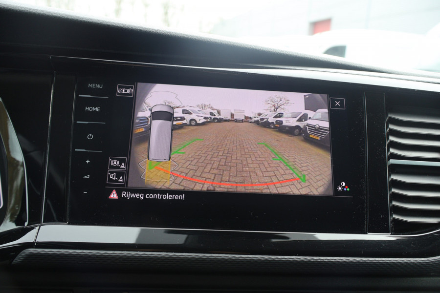 Volkswagen Transporter 2.0 TDI 150pk L2 H1 Bulli 75th Edition