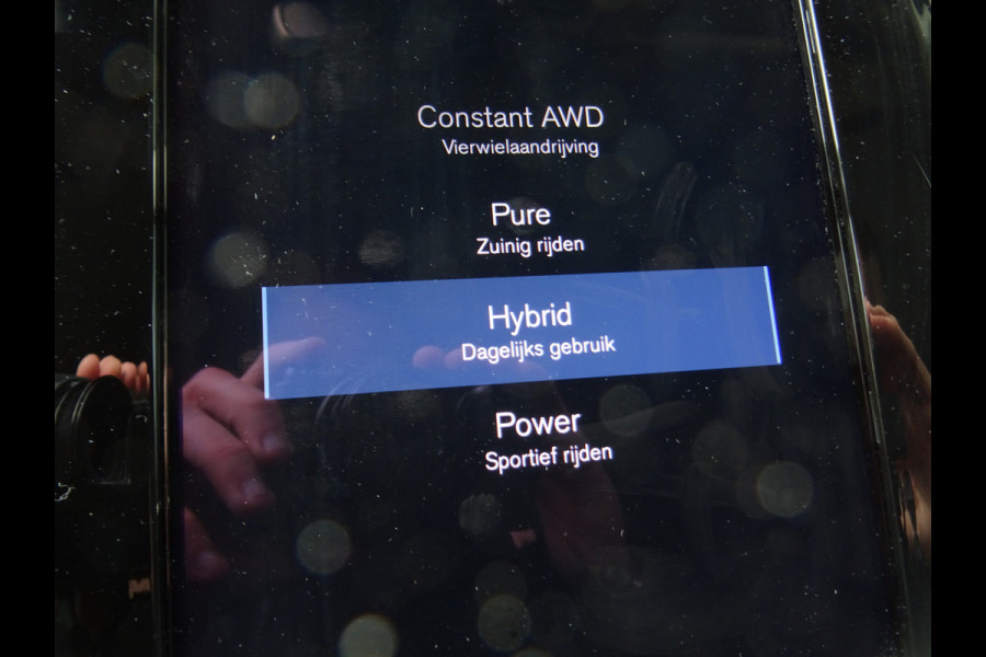 Volvo V90 2.0 T6 AWD R-Design * CARPLAY * 19 INCH * TREKHAAK !!