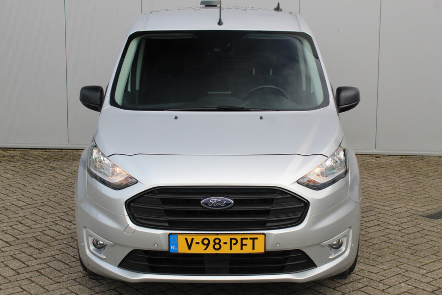 Ford Transit Connect 1.5-120pk EcoBlue L2 Trend / 8traps-AUTOMAAT ! Erg nette Ford Transit Connect, laadruimte v.v. van een praktisch inbouw. Autm. airco dual, 3-zits, metallic lak, pdc v+a, Apple carplay, schuifdeur li+re, navigatie, cruise cntrl, stoelverwarming, camera etc.