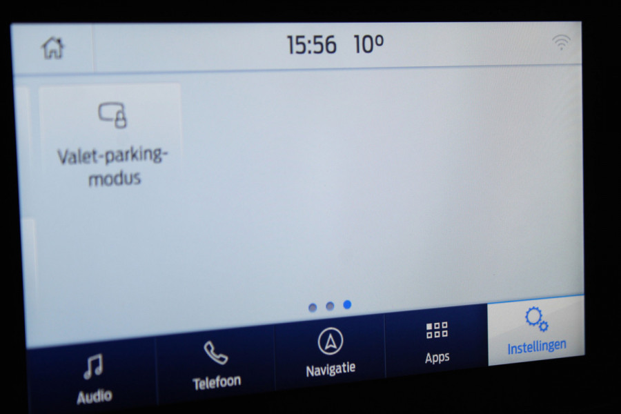 Ford Transit Connect 1.5-120pk EcoBlue L2 Trend / 8traps-AUTOMAAT ! Erg nette Ford Transit Connect, laadruimte v.v. van een praktisch inbouw. Autm. airco dual, 3-zits, metallic lak, pdc v+a, Apple carplay, schuifdeur li+re, navigatie, cruise cntrl, stoelverwarming, camera etc.