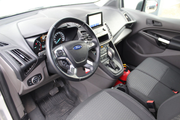 Ford Transit Connect 1.5-120pk EcoBlue L2 Trend / 8traps-AUTOMAAT ! Erg nette Ford Transit Connect, laadruimte v.v. van een praktisch inbouw. Autm. airco dual, 3-zits, metallic lak, pdc v+a, Apple carplay, schuifdeur li+re, navigatie, cruise cntrl, stoelverwarming, camera etc.