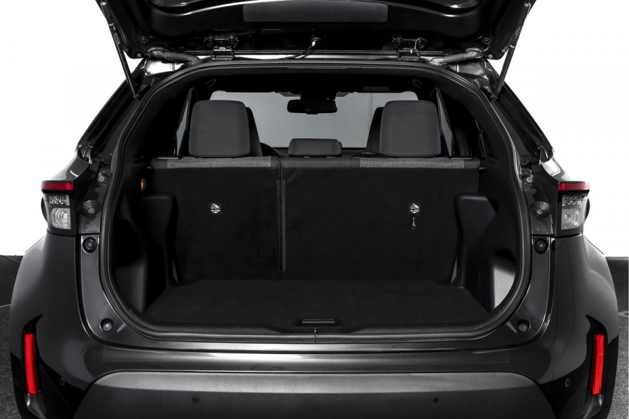 Toyota Yaris Cross 1.5 Hybrid First Edition | Adapt. Cruise | Stoelverw. | PDC | Camera | App. Connect | ECC | Trekhaak | LM 17" |