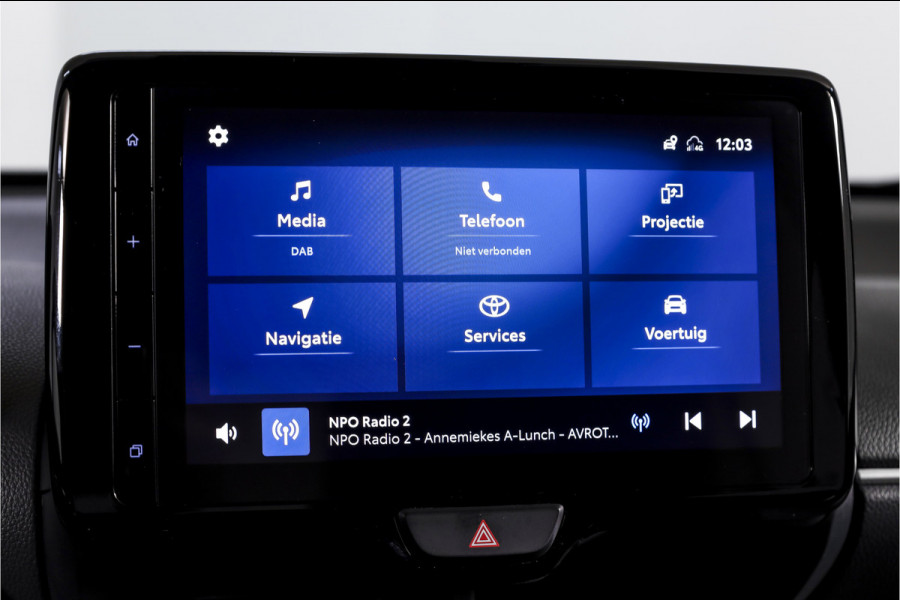 Toyota Yaris Cross 1.5 Hybrid First Edition | Adapt. Cruise | Stoelverw. | PDC | Camera | App. Connect | ECC | Trekhaak | LM 17" |