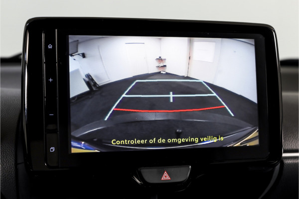 Toyota Yaris Cross 1.5 Hybrid First Edition | Adapt. Cruise | Stoelverw. | PDC | Camera | App. Connect | ECC | Trekhaak | LM 17" |