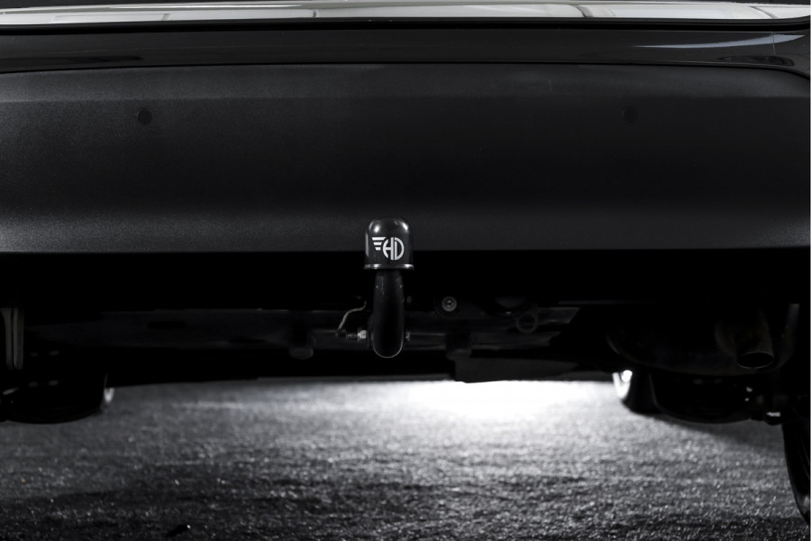 Toyota Yaris Cross 1.5 Hybrid First Edition | Adapt. Cruise | Stoelverw. | PDC | Camera | App. Connect | ECC | Trekhaak | LM 17" |