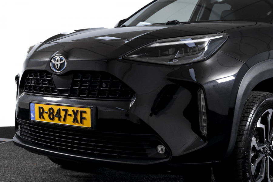 Toyota Yaris Cross 1.5 Hybrid First Edition | Adapt. Cruise | Stoelverw. | PDC | Camera | App. Connect | ECC | Trekhaak | LM 17" |