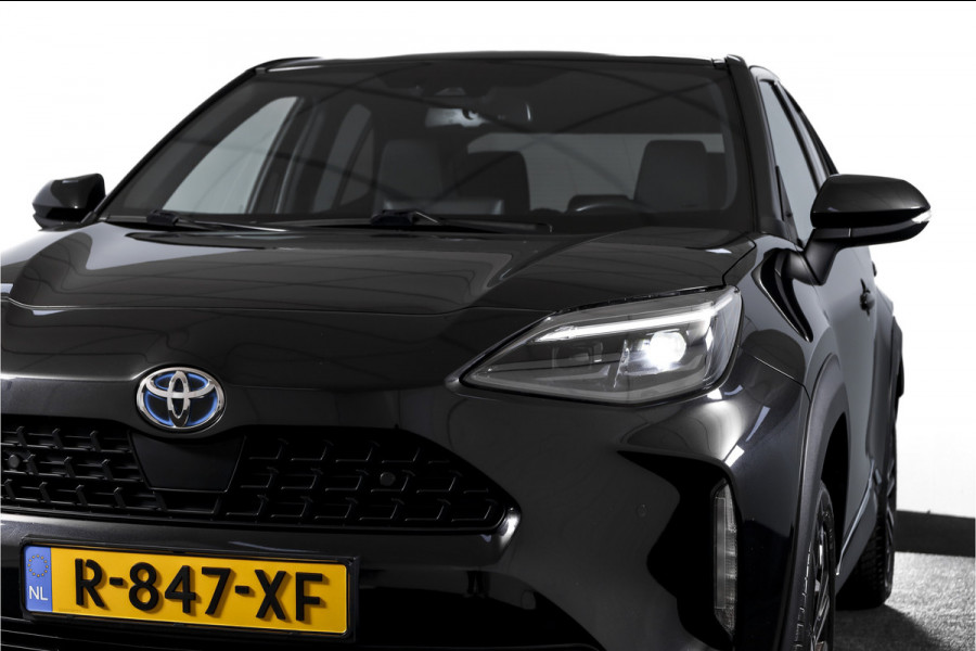 Toyota Yaris Cross 1.5 Hybrid First Edition | Adapt. Cruise | Stoelverw. | PDC | Camera | App. Connect | ECC | Trekhaak | LM 17" |