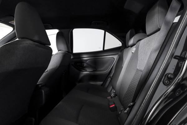 Toyota Yaris Cross 1.5 Hybrid First Edition | Adapt. Cruise | Stoelverw. | PDC | Camera | App. Connect | ECC | Trekhaak | LM 17" |