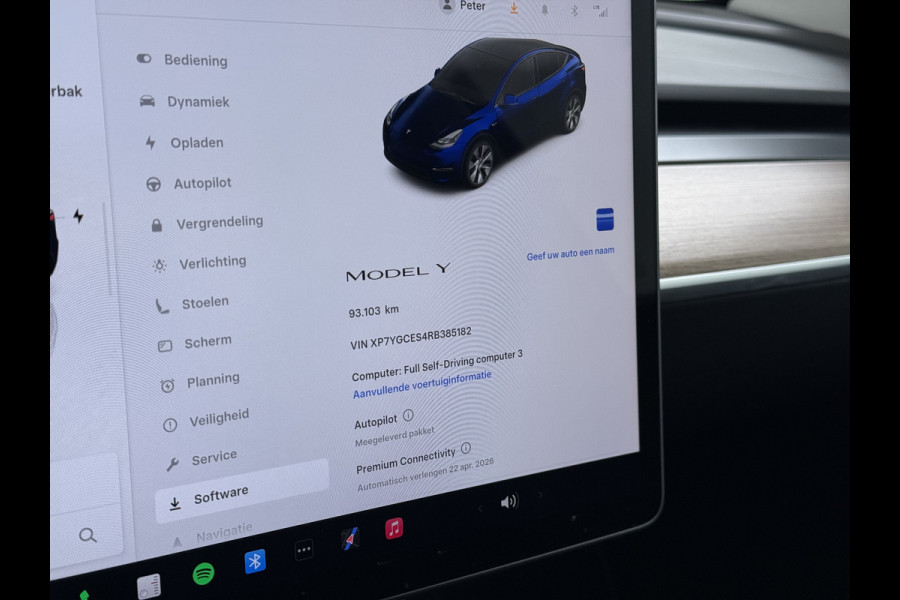 Tesla Model Y RWD 300pk Trekhaak SOH 92% Warmtepomp LFP-Accu Leer Lmv Camera's Panoramadak Adap.Cruise Navi Ecc Autopilot Stoel+Stuur+Achterbank Verwarming Elek.Achterklep Dodehoek detector Draadloze telefoonlader 1e Eigenaar 1.600KG Trekgewicht Fabrieksgarantie op Motor en Accu tot 22-04-2032/160.000km