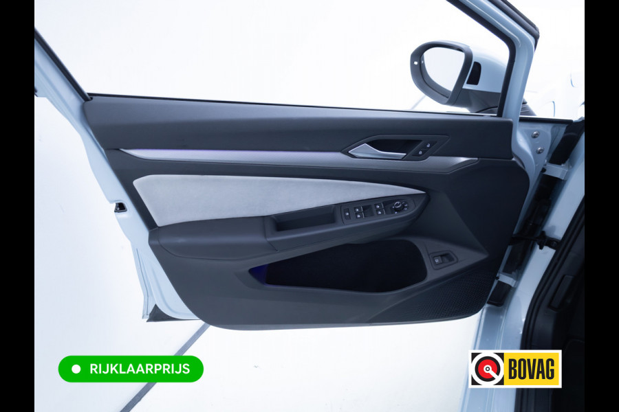 Volkswagen Golf 1.5 eHybrid Style Edition | Nw. model | Elec. Panoramadak | Stoel- & Stuurverwarming | Adap. Cruise | 360 Camera, Headup Display, Ergo Active Stoel met massage, Sfeerverlichting IQ Led