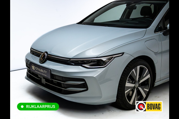 Volkswagen Golf 1.5 eHybrid Style Edition | Nw. model | Elec. Panoramadak | Stoel- & Stuurverwarming | Adap. Cruise | 360 Camera, Headup Display, Ergo Active Stoel met massage, Sfeerverlichting IQ Led