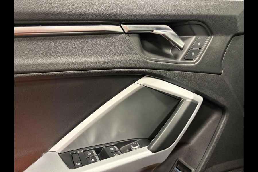Audi Q3 45 TFSI*Plug-in Hybride*245PK*Stoelverwarming*PDC*Cruise-Control*Xenon*Led*