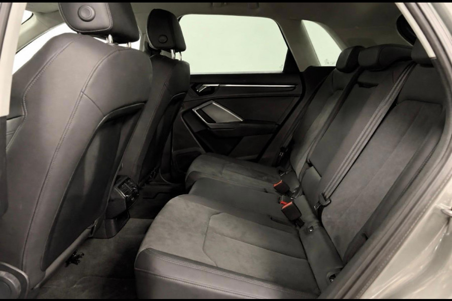 Audi Q3 45 TFSI*Plug-in Hybride*245PK*Stoelverwarming*PDC*Cruise-Control*Xenon*Led*