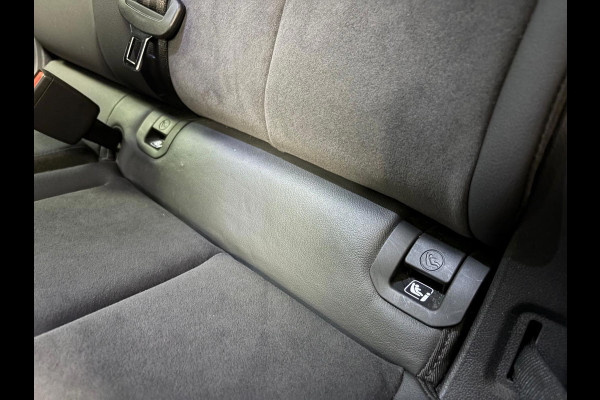 Audi Q3 45 TFSI*Plug-in Hybride*245PK*Stoelverwarming*PDC*Cruise-Control*Xenon*Led*