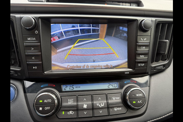 Toyota RAV4 2.5 Hybrid AWD 4x4 Dynamic | 1650kg Trekgewicht geremd | Automaat | Trekhaak | Camera | NL-Auto |