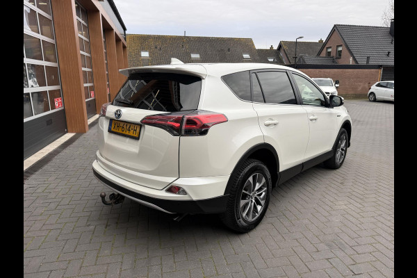 Toyota RAV4 2.5 Hybrid AWD 4x4 Dynamic | 1650kg Trekgewicht geremd | Automaat | Trekhaak | Camera | NL-Auto |