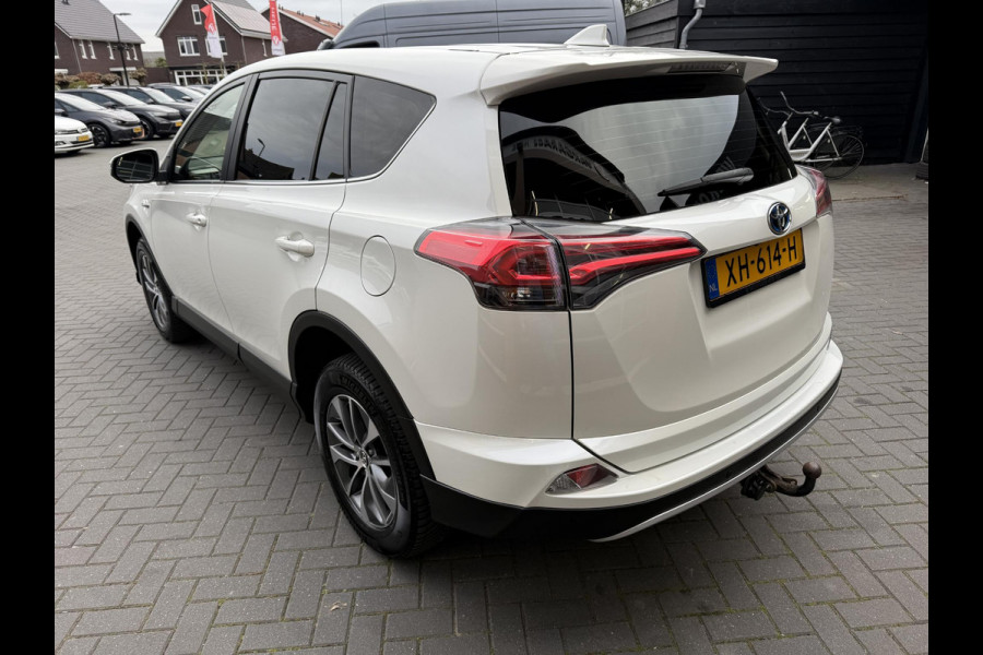 Toyota RAV4 2.5 Hybrid AWD 4x4 Dynamic | 1650kg Trekgewicht geremd | Automaat | Trekhaak | Camera | NL-Auto |