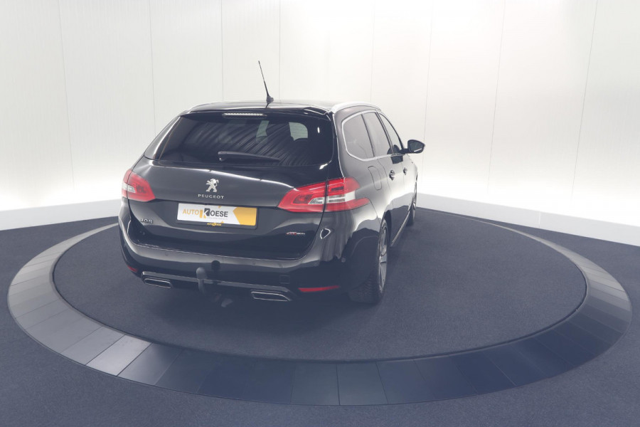 Peugeot 308 SW PureTech 130 GT-line | Trekhaak | Panoramadak | Camera | Alcantara Bekleding | Dodehoekdetectie