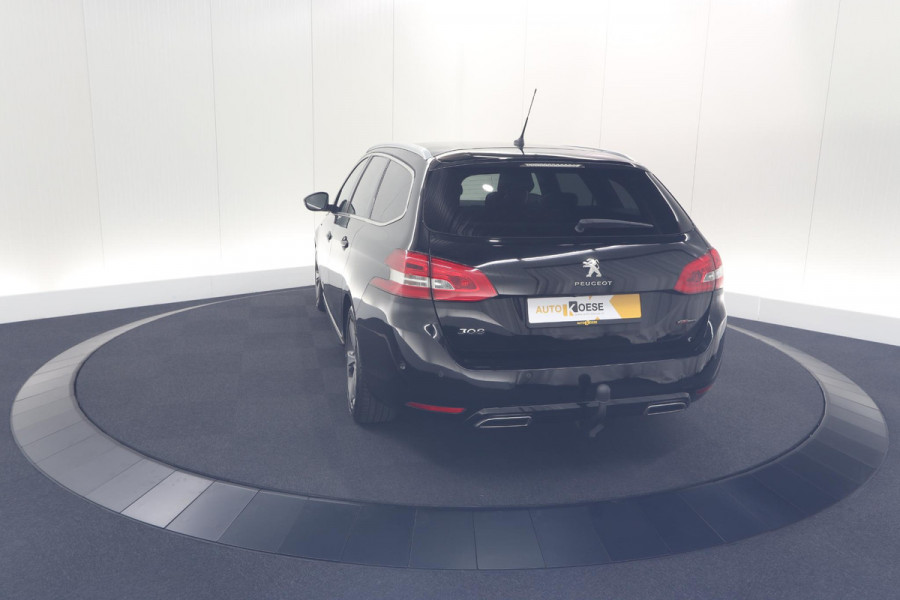 Peugeot 308 SW PureTech 130 GT-line | Trekhaak | Panoramadak | Camera | Alcantara Bekleding | Dodehoekdetectie