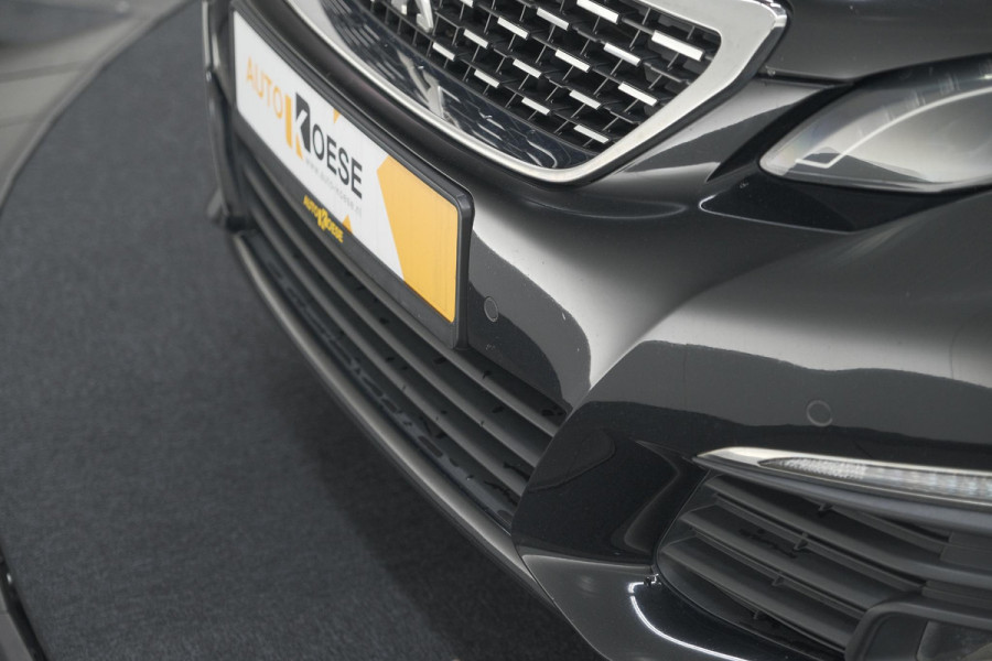 Peugeot 308 SW PureTech 130 GT-line | Trekhaak | Panoramadak | Camera | Alcantara Bekleding | Dodehoekdetectie