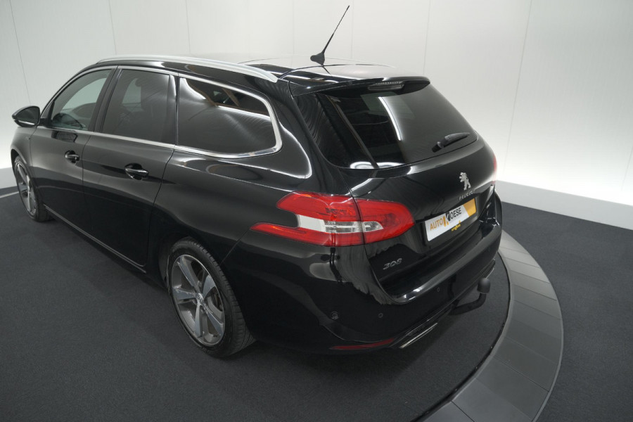 Peugeot 308 SW PureTech 130 GT-line | Trekhaak | Panoramadak | Camera | Alcantara Bekleding | Dodehoekdetectie