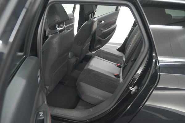 Peugeot 308 SW PureTech 130 GT-line | Trekhaak | Panoramadak | Camera | Alcantara Bekleding | Dodehoekdetectie
