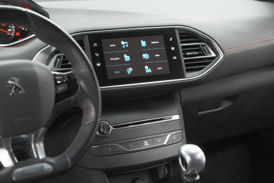 Peugeot 308 SW PureTech 130 GT-line | Trekhaak | Panoramadak | Camera | Alcantara Bekleding | Dodehoekdetectie