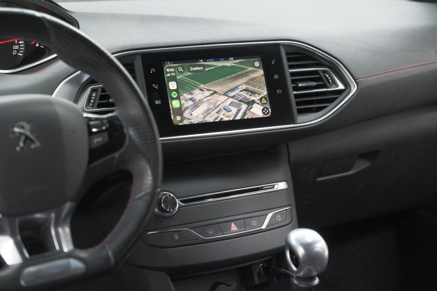 Peugeot 308 SW PureTech 130 GT-line | Trekhaak | Panoramadak | Camera | Alcantara Bekleding | Dodehoekdetectie