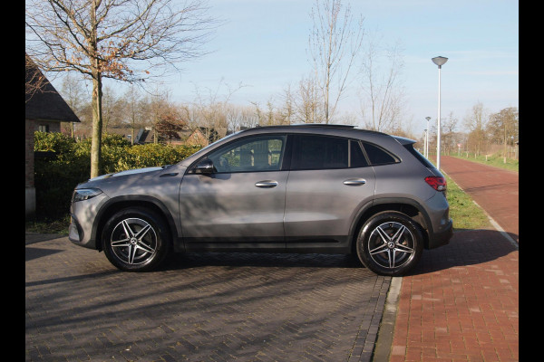 Mercedes-Benz EQA 250 Business Solution AMG 67 kWh | SOH 96% | Panoramadak | Head-Up Display | Burmester | 360 Camera |
