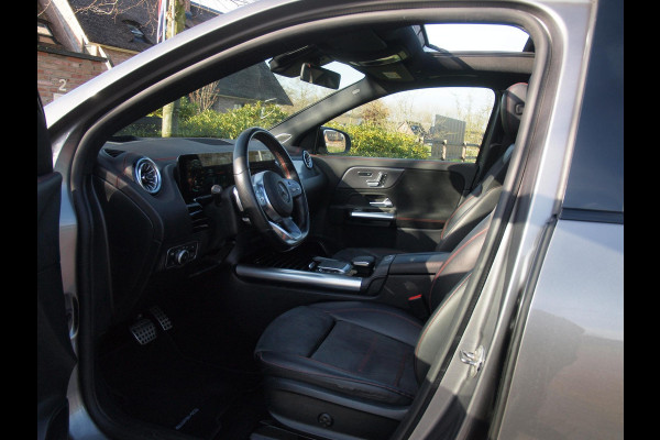 Mercedes-Benz EQA 250 Business Solution AMG 67 kWh | SOH 96% | Panoramadak | Head-Up Display | Burmester | 360 Camera |