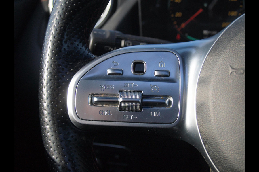 Mercedes-Benz EQA 250 Business Solution AMG 67 kWh | SOH 96% | Panoramadak | Head-Up Display | Burmester | 360 Camera |