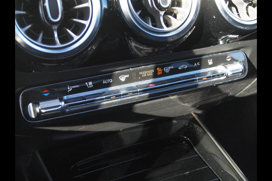 Mercedes-Benz EQA 250 Business Solution AMG 67 kWh | SOH 96% | Panoramadak | Head-Up Display | Burmester | 360 Camera |