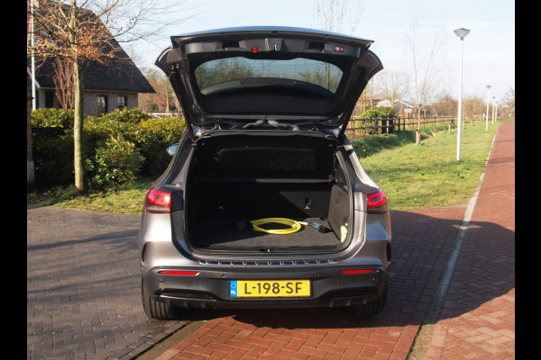 Mercedes-Benz EQA 250 Business Solution AMG 67 kWh | SOH 96% | Panoramadak | Head-Up Display | Burmester | 360 Camera |
