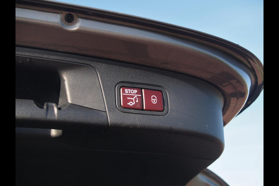 Mercedes-Benz EQA 250 Business Solution AMG 67 kWh | SOH 96% | Panoramadak | Head-Up Display | Burmester | 360 Camera |