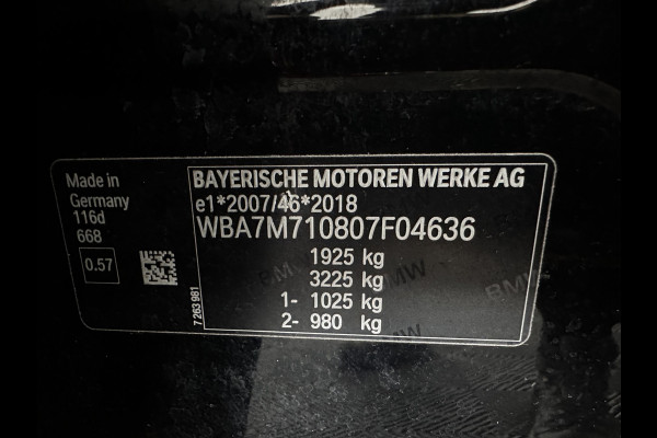 BMW 1-serie 116D EXECUTIVE EDITION *DIGI-COCKPIT | FULL-LED | NAVI-FULLMAP | AMBIENT-LIGHT | CRUISE | KEYLESS | PRIVACY-GLASS | ECC | PDC | 16"ALU*