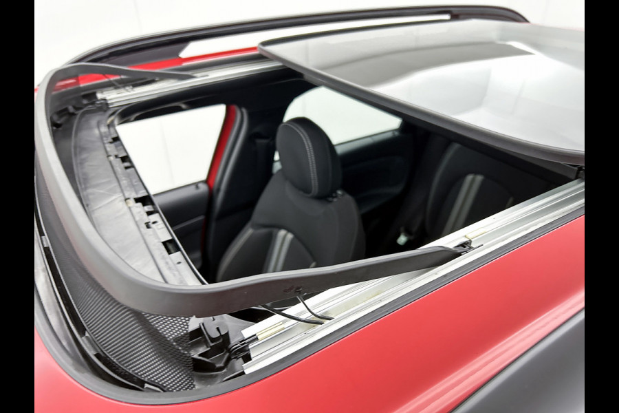 MINI Countryman 2.0 Cooper S Salt | LAGE KM! | 192PK | Pano | NL-Auto | Perf onderH | Carplay | ParkSens | Cruise | ETC