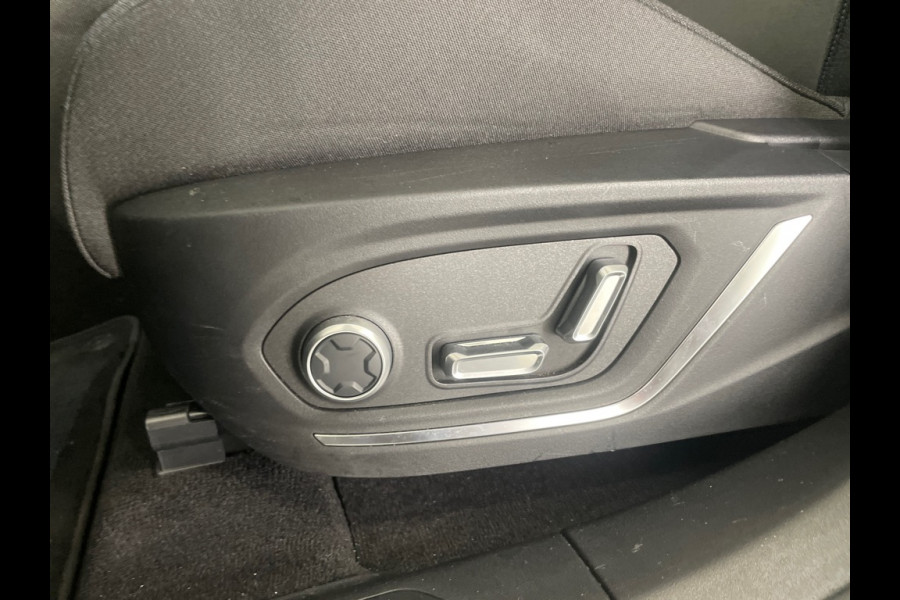 Lynk & Co 01 1.5 262pk PHEV Adapt.cruise Panodak Carplay Stoelverw. Infinity Plug-in