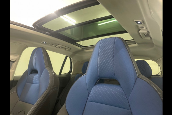 Lynk & Co 01 1.5 262pk PHEV Adapt.cruise Panodak Carplay Stoelverw. Infinity Plug-in