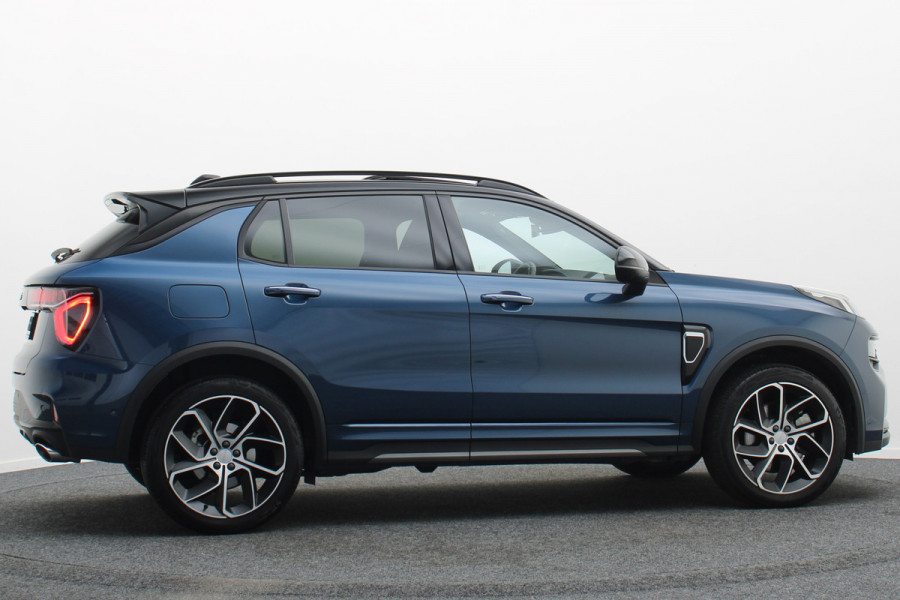 Lynk & Co 01 1.5 Plug-in Hybrid 360° Camera, Panoramadak, Zwarte hemel, ACC, Apple Carplay, DAB, 20''