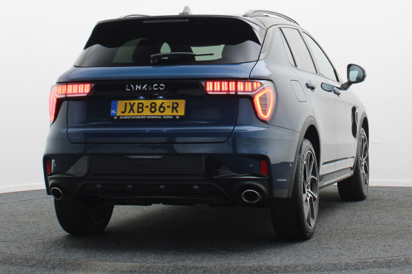 Lynk & Co 01 1.5 Plug-in Hybrid 360° Camera, Panoramadak, Zwarte hemel, ACC, Apple Carplay, DAB, 20''