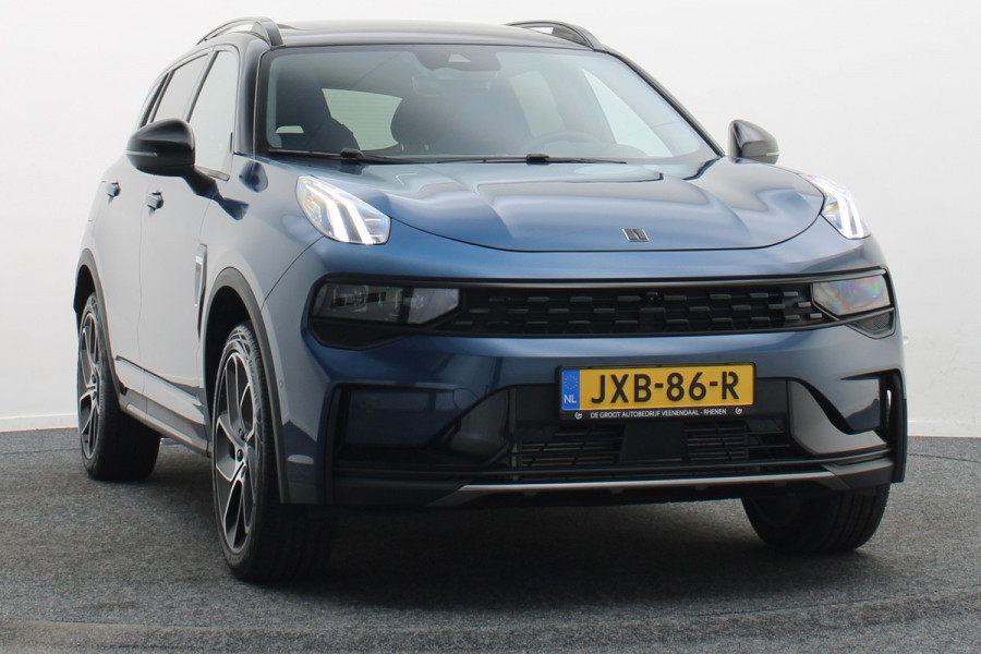 Lynk & Co 01 1.5 Plug-in Hybrid 360° Camera, Panoramadak, Zwarte hemel, ACC, Apple Carplay, DAB, 20''